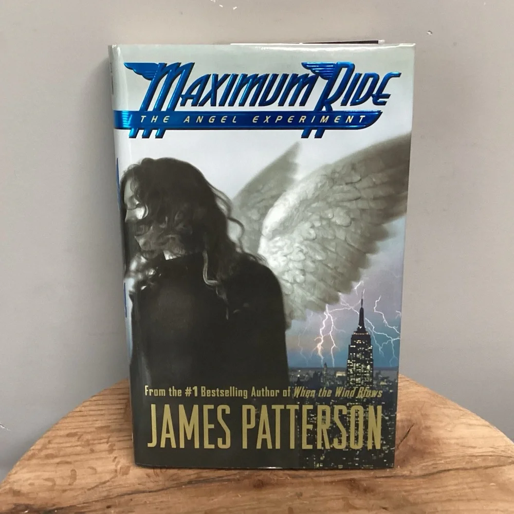 🔵 Vintage - Maximum Ride - The Angel Experiment by James Patterson - 2005